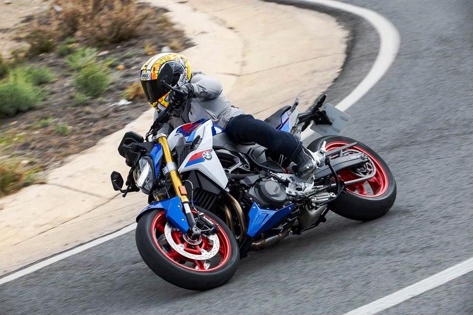 BMW F 900 R 2025 BMW F 900 R 2025