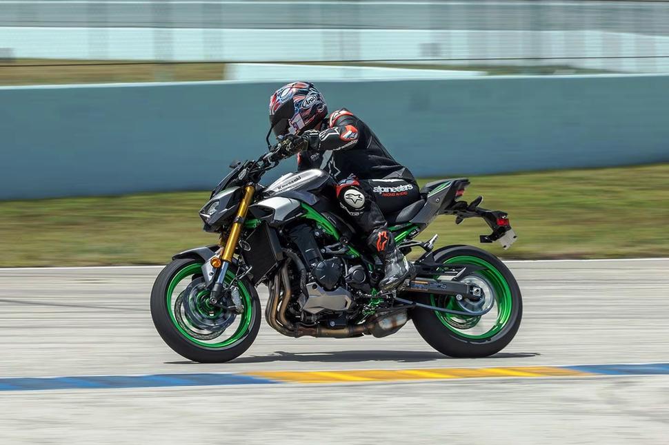 Kawasaki Z900 SE 2025 Kawasaki Z900 SE 2025