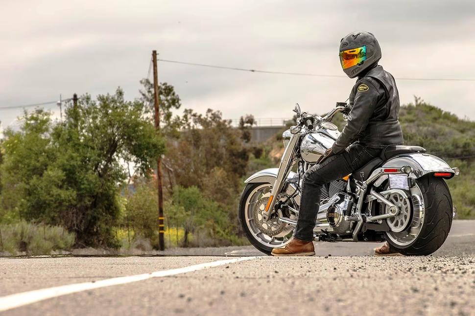 Harley Davidson Icons Collection Fat Boy Gray Ghost 2025 Harley Davidson Icons Collection Fat Boy Gray Ghost 2025