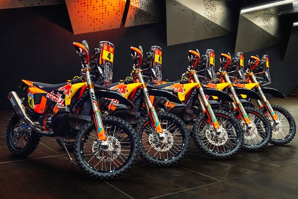 KTM 450 Rally Replica Sanders Edition 2026 KTM 450 Rally Replica Sanders Edition 2026