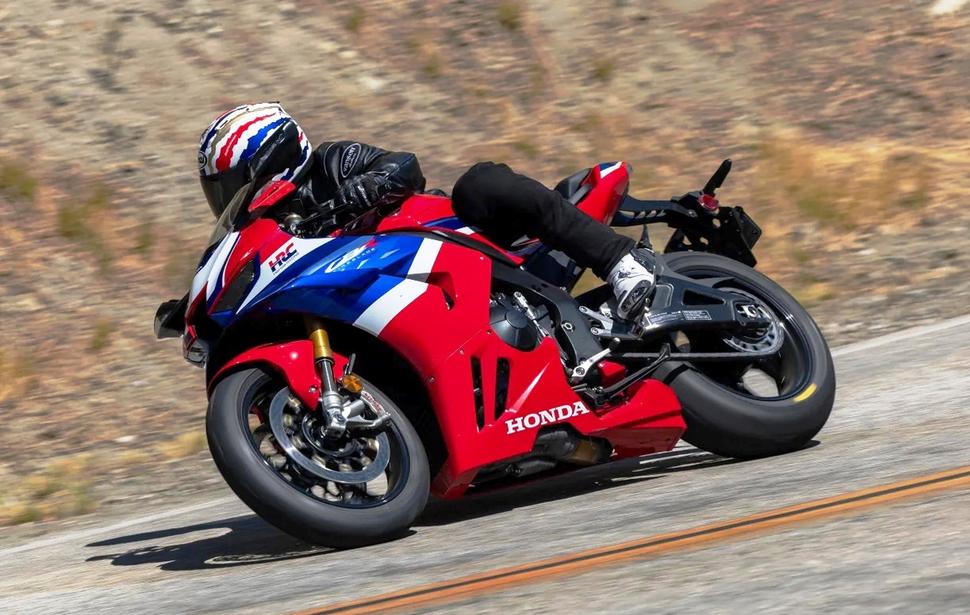 Honda CBR1000RR-R Fireblade SP 2025 Honda CBR1000RR-R Fireblade SP 2025
