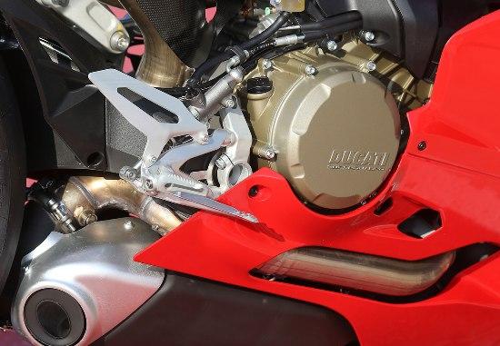Поездка на Ducati Panigale 1299 s 2015