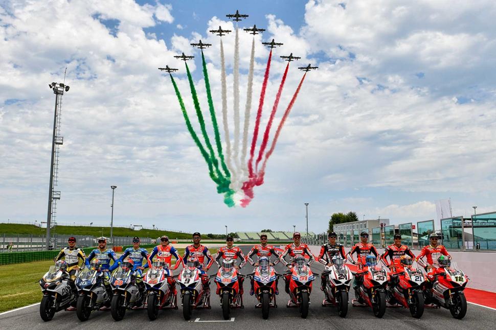 12 мотоциклов использовались в турнире race of champions 2018 года,