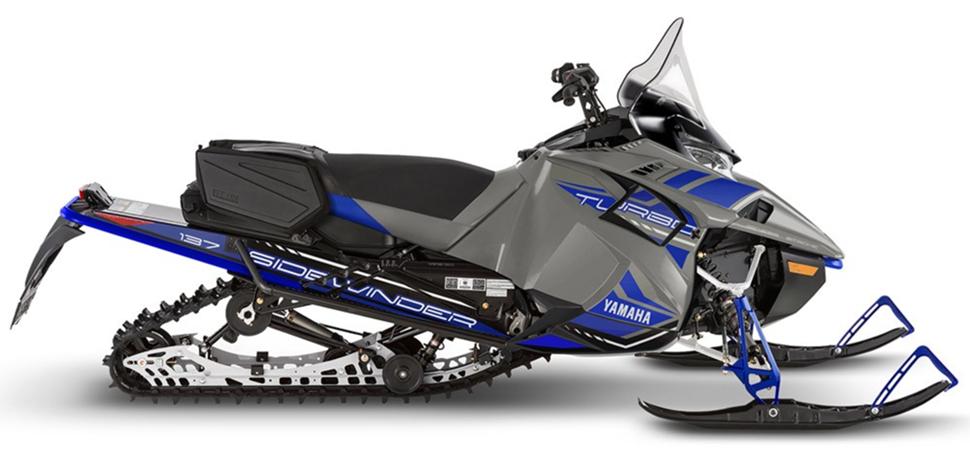 Yamaha Sidewinder S-TX DX 137 против Ski-Doo Renegade X-RS 900 ACE