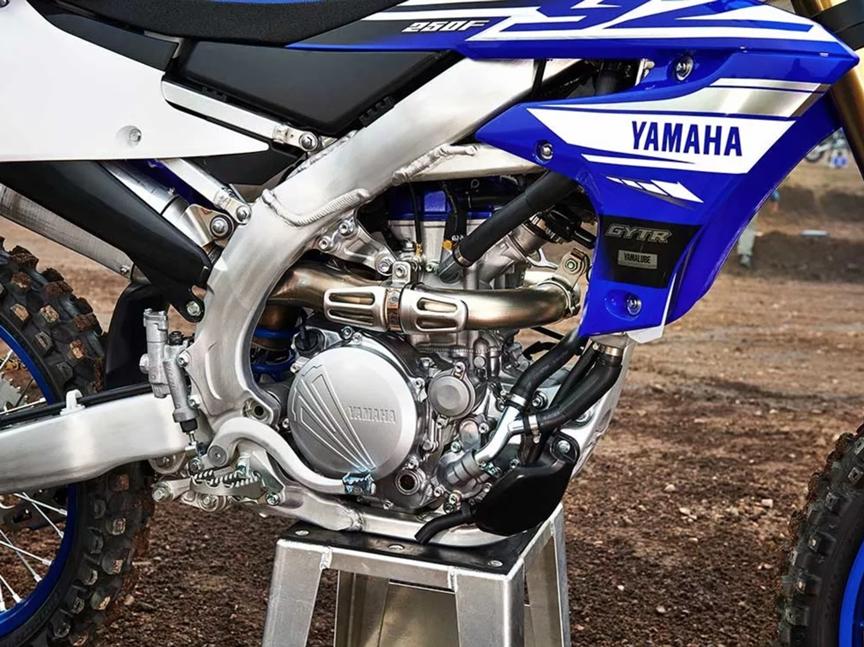 Yamaha yz250f двигатель