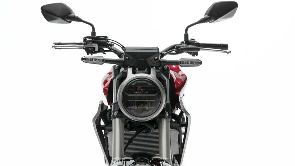 Мотоцикл начального уровня Honda CB300R 2019 года