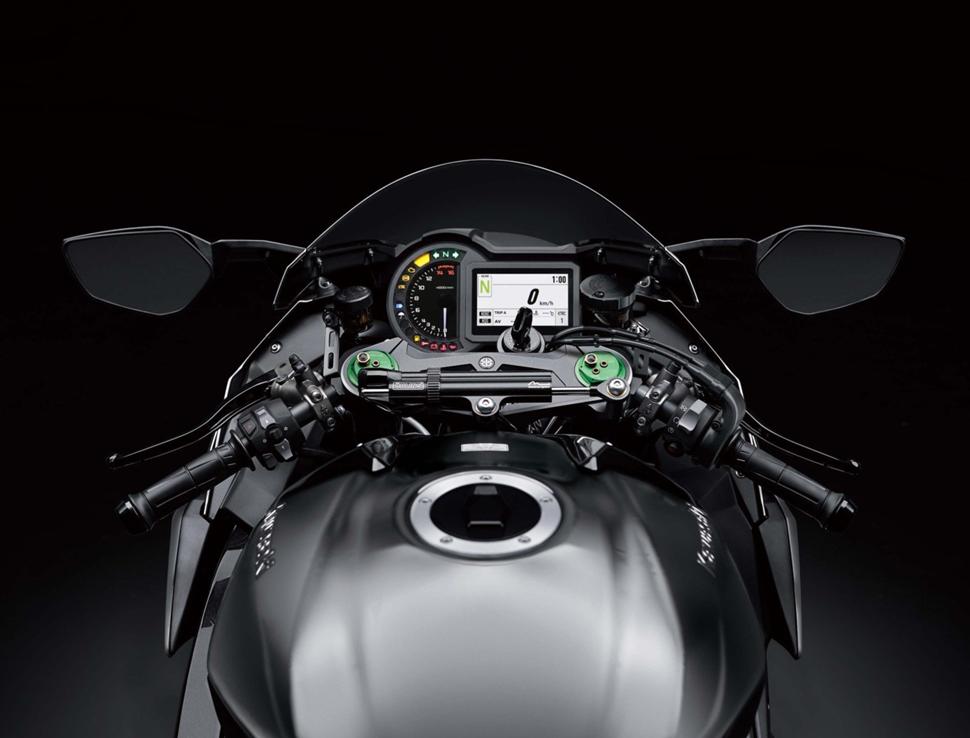 Обзор нового спортбайка Kawasaki Ninja H2 и H2 Carbon 2019
