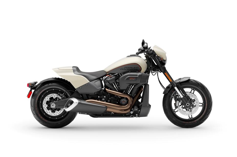 Самый мощный и дорогой круизер Harley Davidson softail FXDR 114 2019