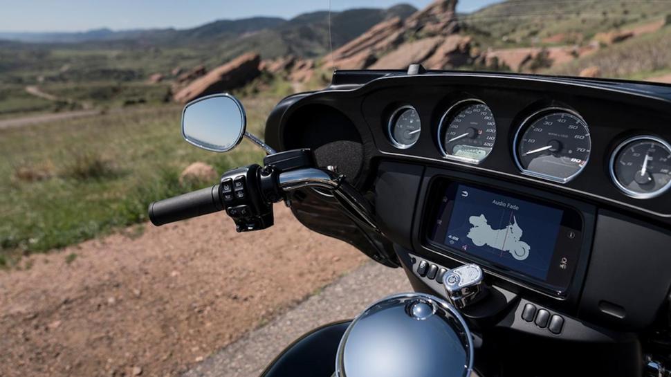 Новые системы безопасности и аксессуары для Harley Davidson
