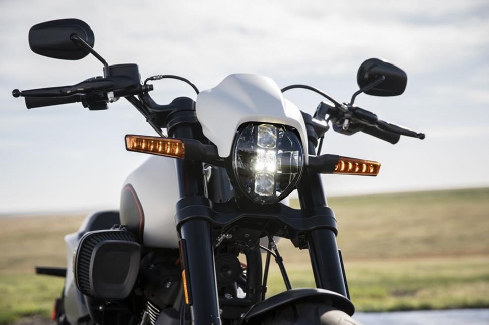 Первый тест Harley Davidson FXDR 114 – больше, чем круизёр