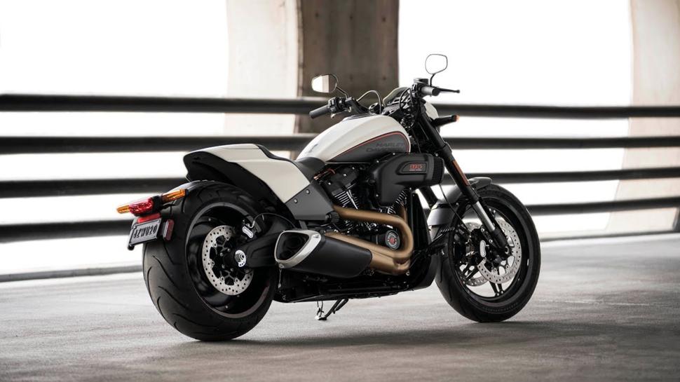 Первый тест Harley Davidson FXDR 114 – больше, чем круизёр