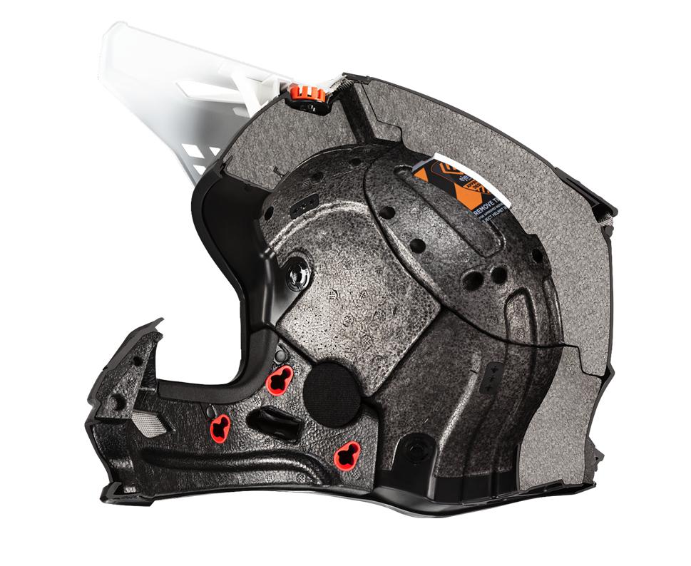 Конструкция карбоновой скорлупы шлема Alpinestars Supertech M10