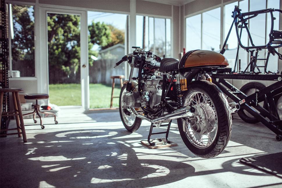Bavarian cafe—во имя любви к мотоциклам bmw