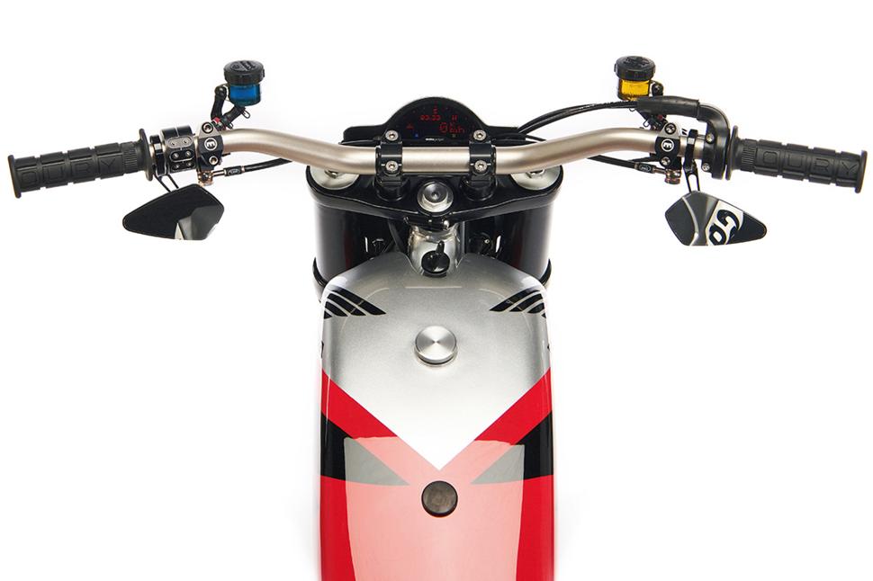 Самодельный мотоцикл флет-трекер на базе Honda XR650L