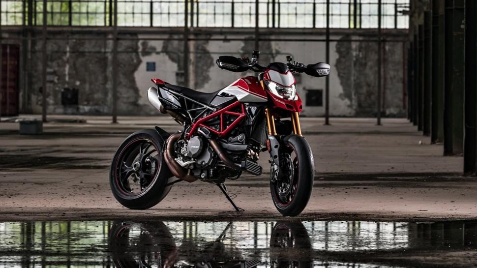 Супермото Ducati Hypermotard 950 / 950 SP