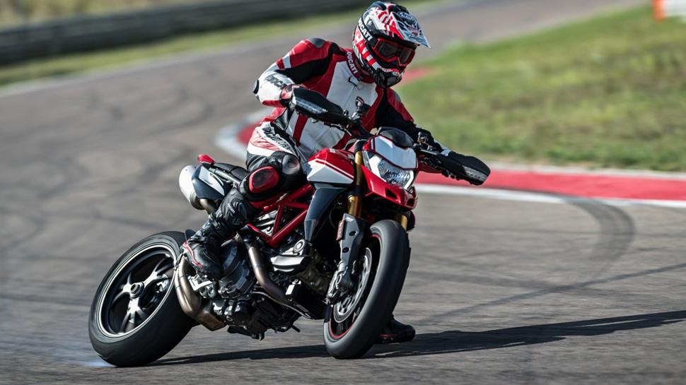 Супермото Ducati Hypermotard 950 / 950 SP 2019