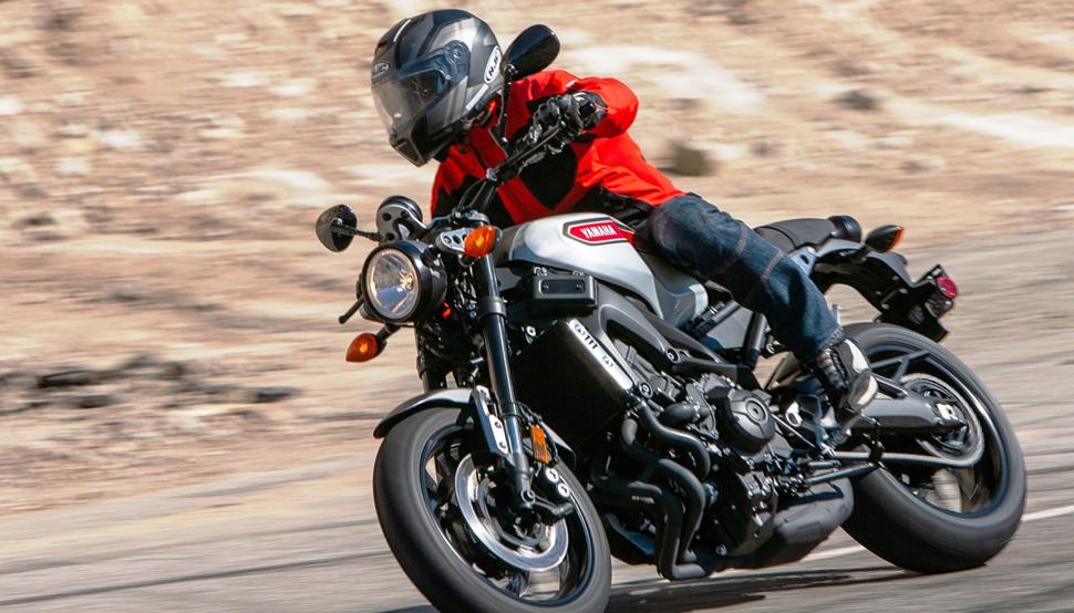 Сравнение Ducati Monster 1200S, Indian FTR1200, Yamaha XSR900 2019