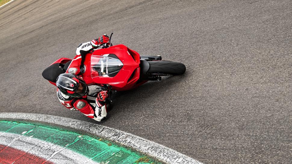Спортбайк Ducati Panigale V2 2020. Подробности и тест