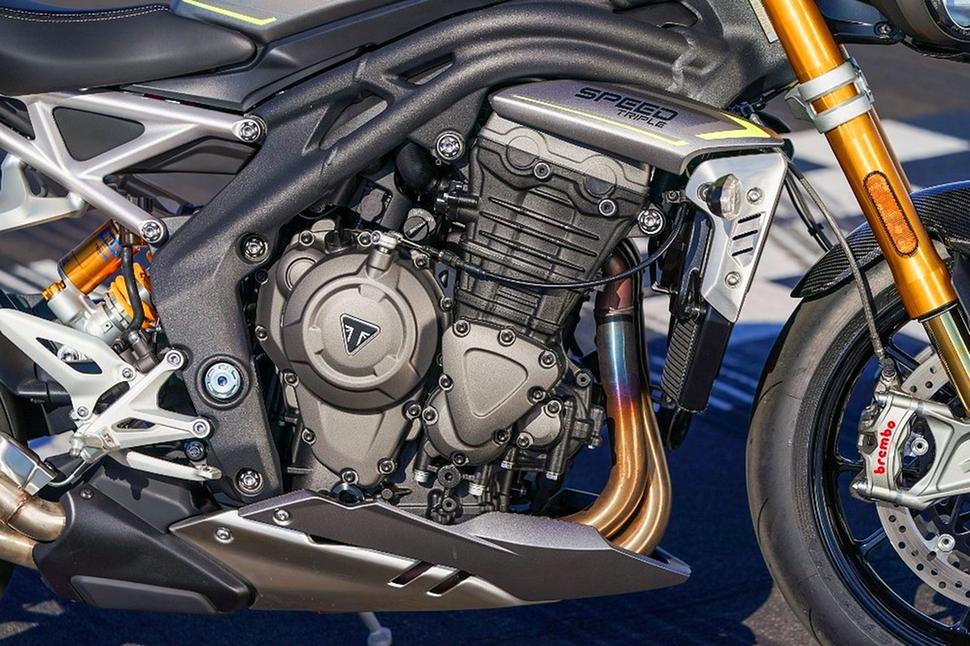 Мотор Triumph Speed Triple RS 2021 и 2022