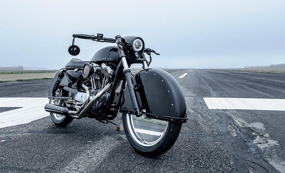 Harley Davidson Sportster в стиле Ар-деко