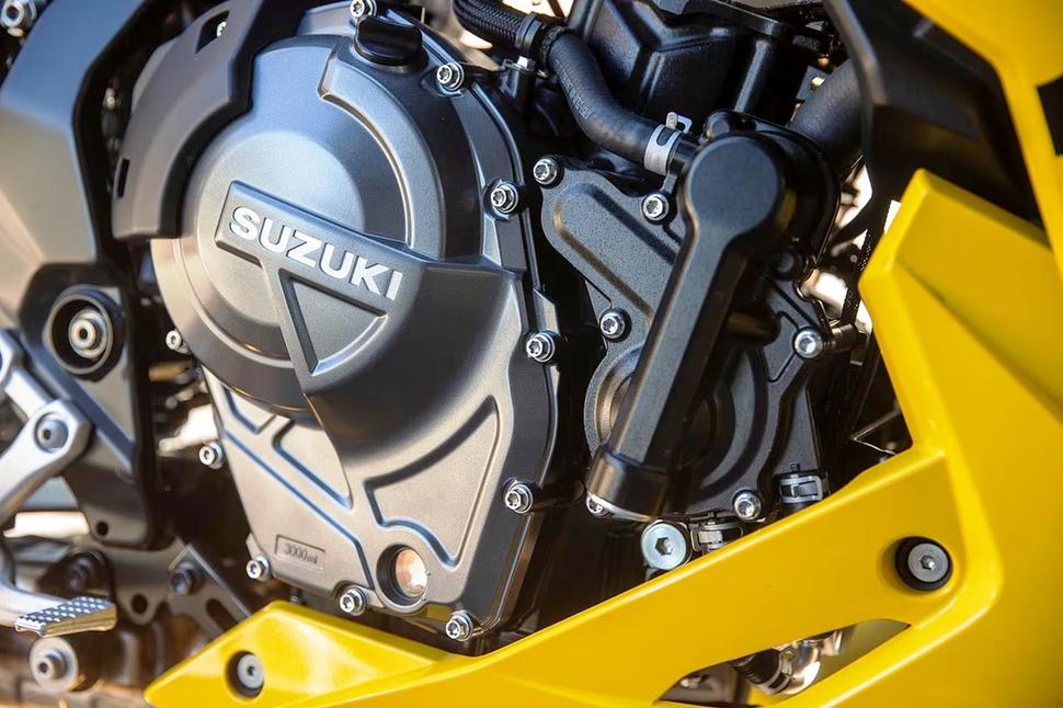 Suzuki GSX-8R