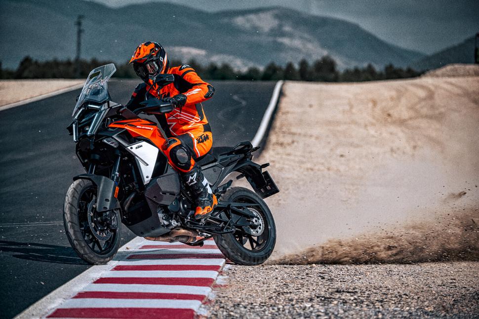 KTM 1390 SUPER ADVENTURE S EVO 2025