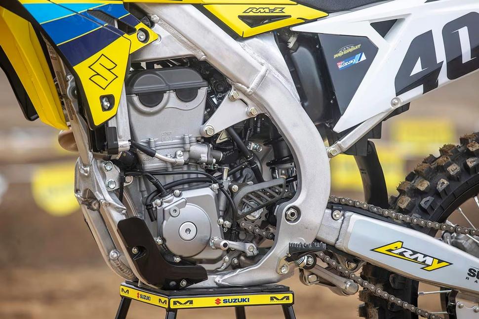 Suzuki RM-Z450 RM Army Edition