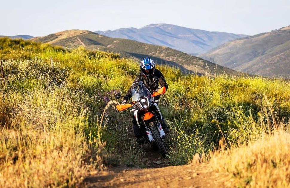 KTM 390 Adventure R 2025