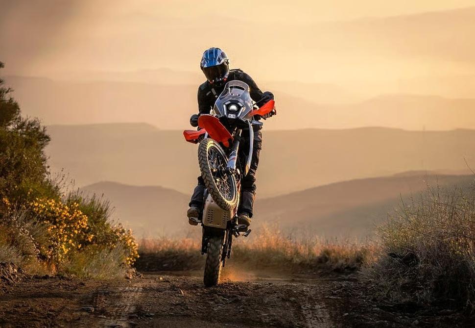 KTM 390 Adventure R 2025