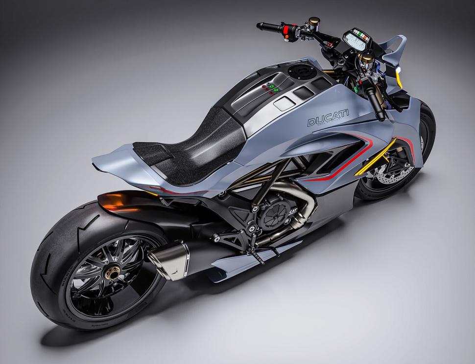 Кастом Ducati Diavel 2013