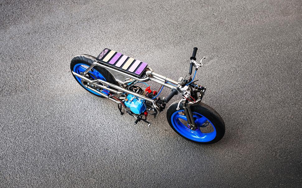 Компактный кастом на базе питбайка. Марио