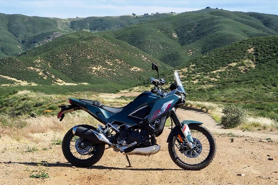 Kawasaki KLE500 и CFMOTO Ibex 450. Сравнение