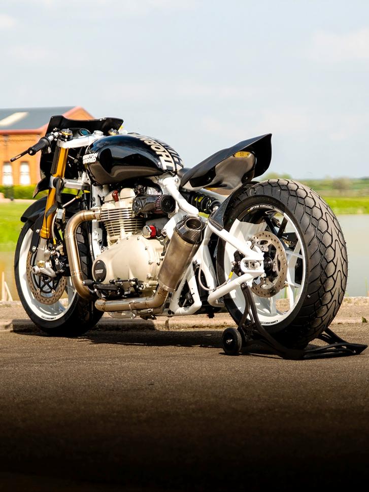 Triumph Bobber 