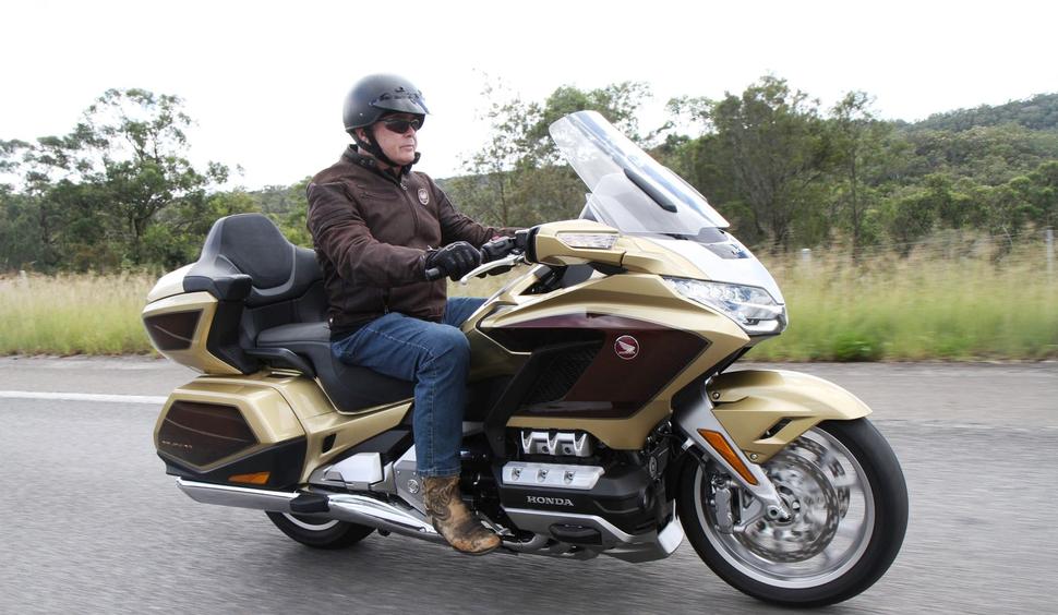 Honda Gold Wing Tour Premium 50th Anniversary: полвека легенды