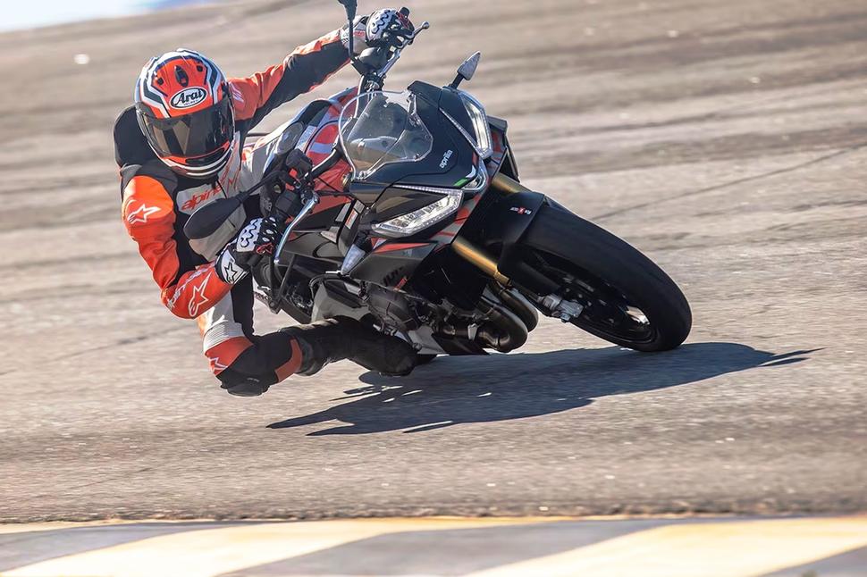 Aprilia Tuono 660 Factory 2026