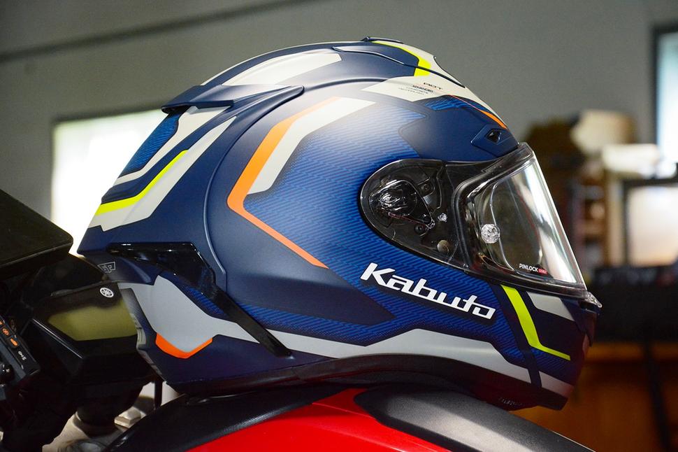 Kabuto F-17 GP