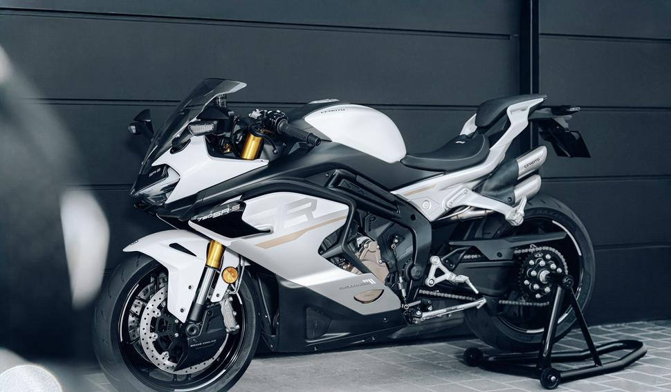 CFMOTO 750SR-S 2026