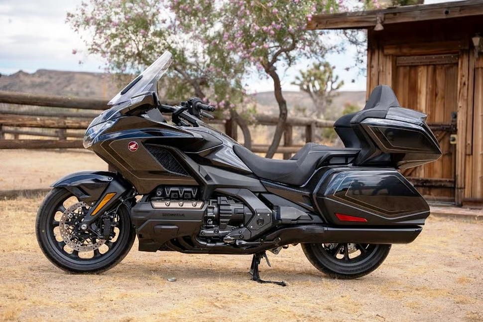 Тест-сравнение автоматов: Honda DCT, BMW ASA, KTM AMT и Honda E-Clutch
