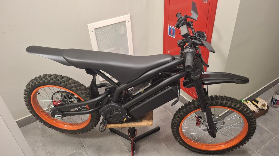 Заднее крыло на kugoo wish 03