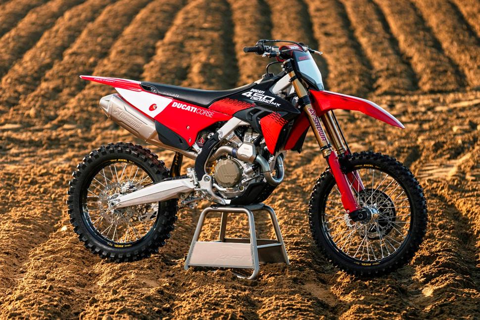 Ducati Desmo450 MX Factory