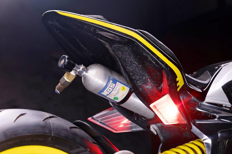 Royal Enfield Guerrilla 450 для конкурса