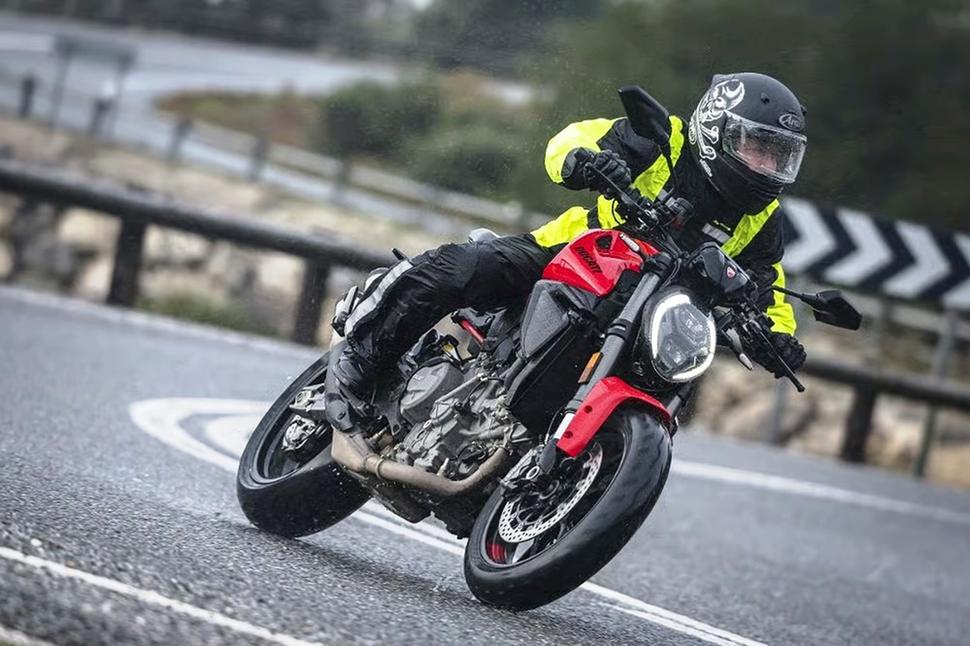 Ducati Monster 2026
