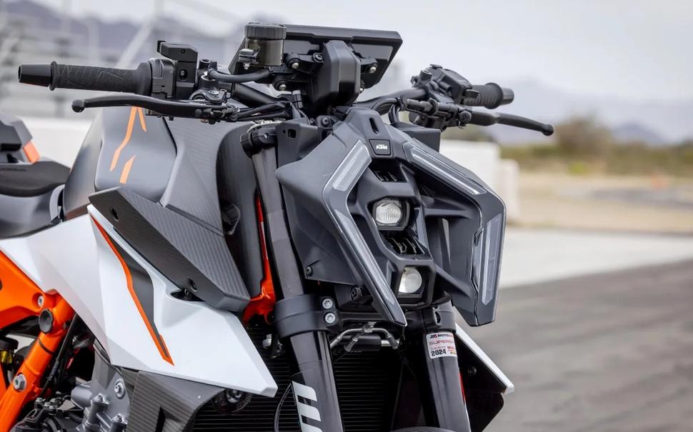 KTM 990 Duke R 2026